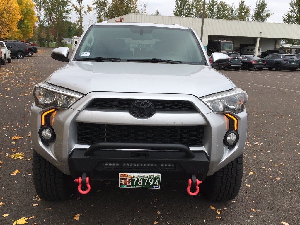 Used 2017 Toyota 4Runner SR5 Premium AWD/4WD image 9