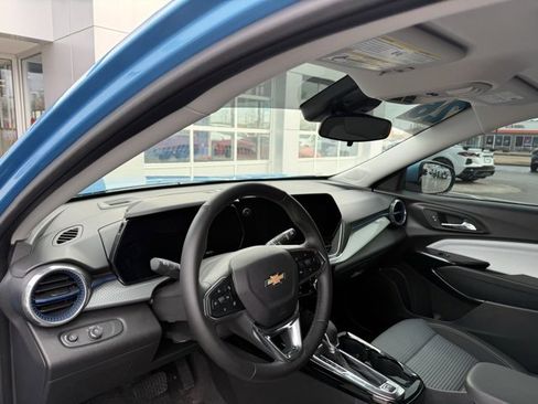 Certified 2026 Chevrolet Trax LT w/ Sunroof Package image 6