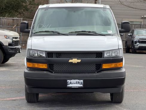 New 2026 Chevrolet Express 2500 image 3