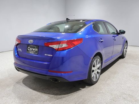 Used 2012 Kia Optima SX w/ Premium Touring Pkg FWD image 2
