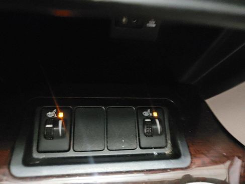 Used 2013 Toyota Camry XLE image 36