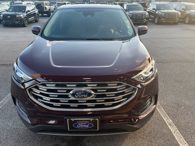 Used 2021 Ford Edge SEL w/ Convenience Package FWD image 2