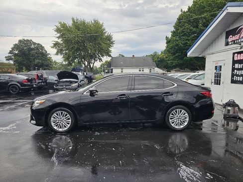 Used 2015 Lexus ES 350 w/ Luxury Package FWD image 6