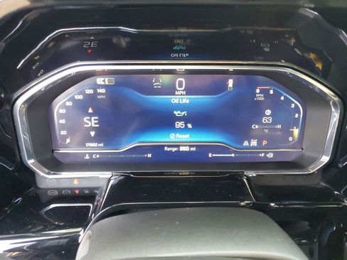 Used 2024 Chevrolet Silverado 1500 High Country image 10