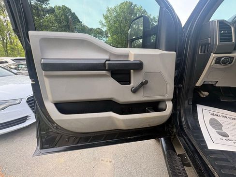 Used 2017 Ford F250 XL w/ XL Value Package image 18