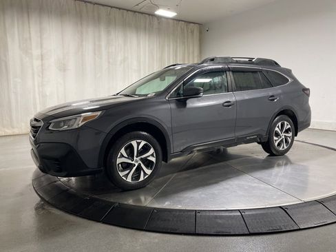 Used 2020 Subaru Outback Limited w/ Popular Package #2 image 4