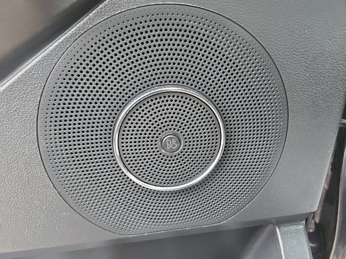 Used 2023 Ford Expedition Max Limited image 12