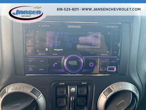 Used 2016 Jeep Wrangler Unlimited Sport w/ Quick Order Package 24S AWD/4WD image 13