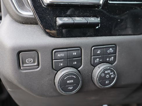 Certified 2023 Chevrolet Silverado 1500 LTZ w/ Technology Package image 20