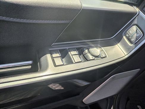 Used 2022 Ford F150 Lariat w/ Equipment Group 502A High image 15