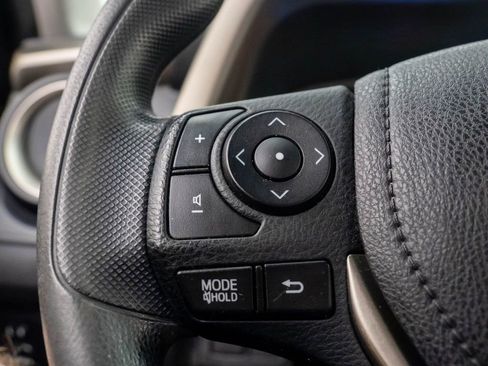 Used 2014 Toyota RAV4 LE image 28