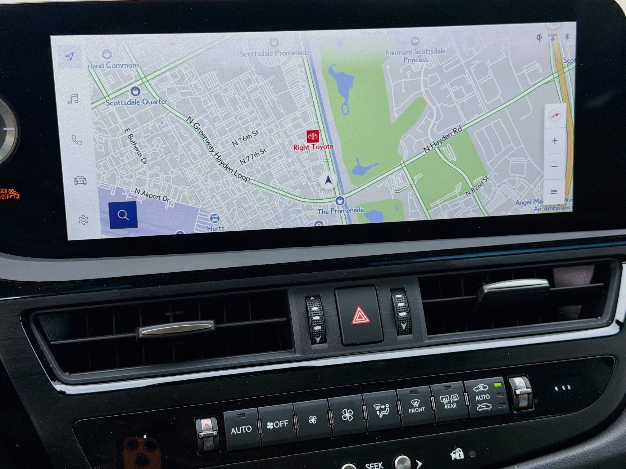 Used 2025 Lexus ES 350 w/ Luxury Package FWD image 13