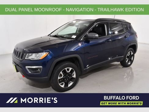 Used 2017 Jeep Compass Trailhawk w/ Leather Interior Group AWD/4WD image 1