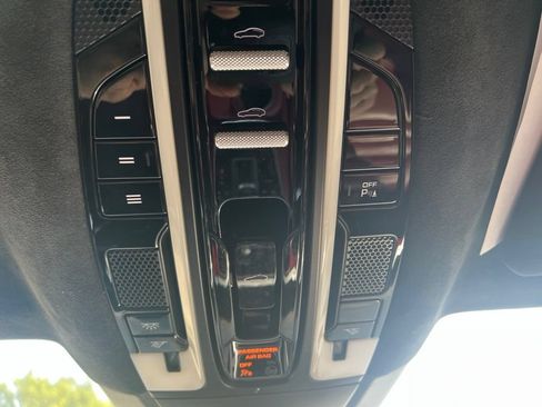Used 2018 Porsche Panamera Turbo AWD/4WD image 21