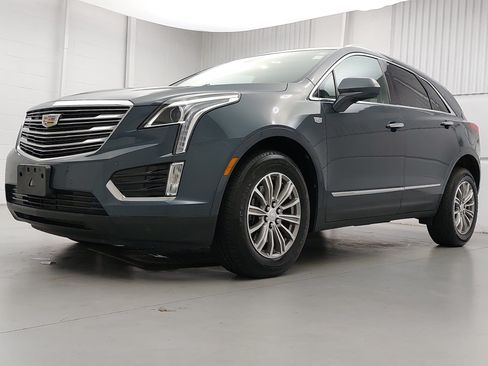 Used 2019 Cadillac XT5 Luxury AWD/4WD image 1
