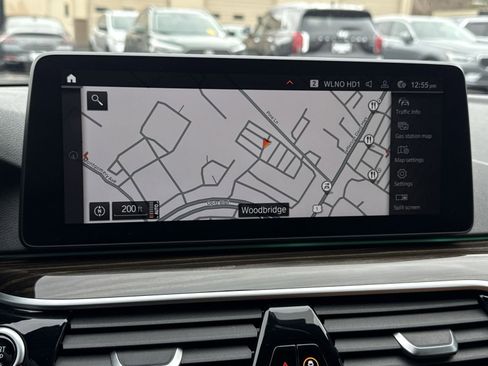 Used 2022 BMW 530i w/ Premium Package image 20