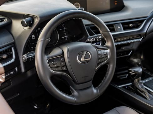 Used 2021 Lexus UX 250h w/ Premium Package image 16