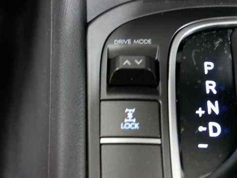 Certified 2025 Hyundai Kona SEL AWD/4WD image 18