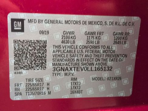 Used 2020 Chevrolet Equinox LT w/ LPO, Floor Liner Package image 32