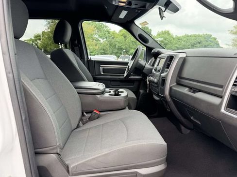 Used 2024 RAM 1500 Warlock AWD/4WD image 10