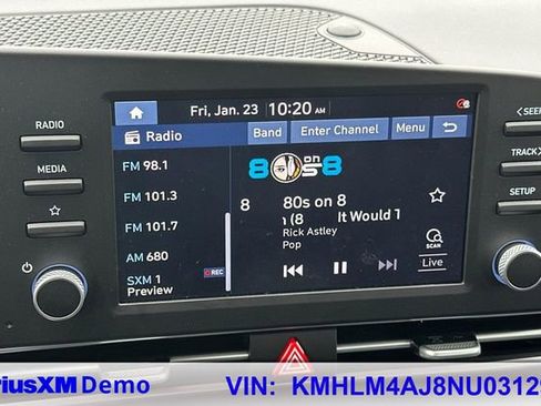 Used 2022 Hyundai Elantra Blue image 21