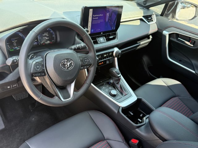 Used 2024 Toyota RAV4 XSE AWD/4WD image 10