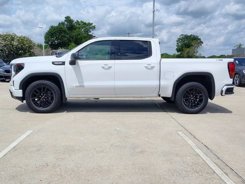Used 2025 GMC Sierra 1500 Elevation w/ X31 Off-Road Package AWD/4WD image 4