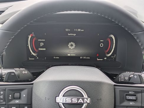 New 2026 Nissan Pathfinder SL image 18