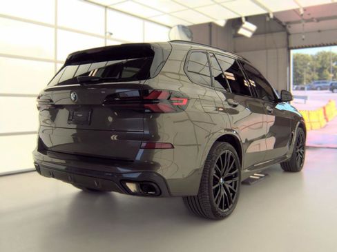 Used 2024 BMW X5 xDrive40i w/ Executive Package AWD/4WD image 2