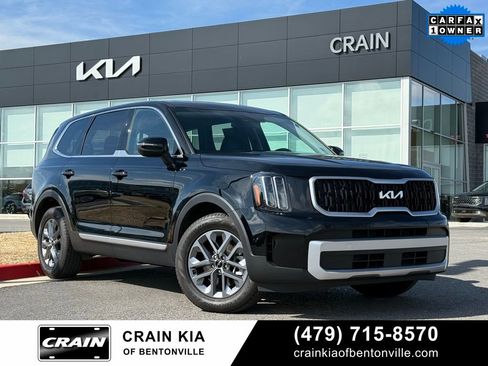 Certified 2025 Kia Telluride LX image 1