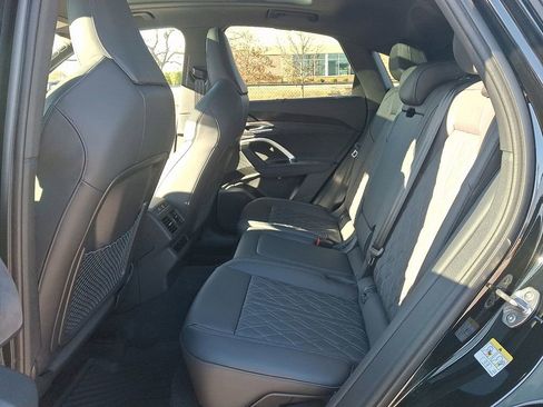 Used 2025 Audi SQ5 Premium Plus image 10