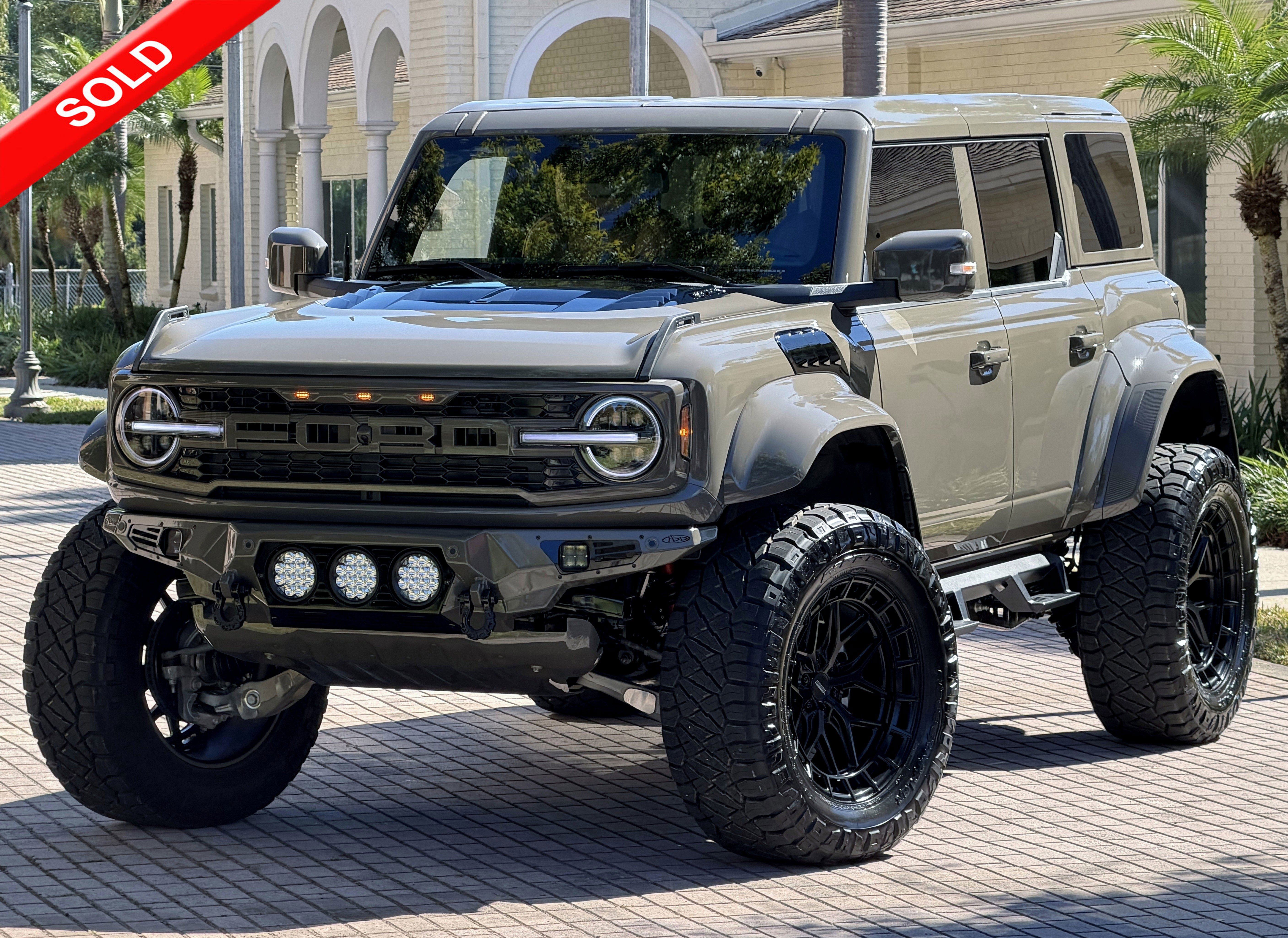 Used 2025 Ford Bronco Raptor AWD/4WD image 1