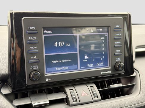 Used 2020 Toyota RAV4 XLE Premium image 29