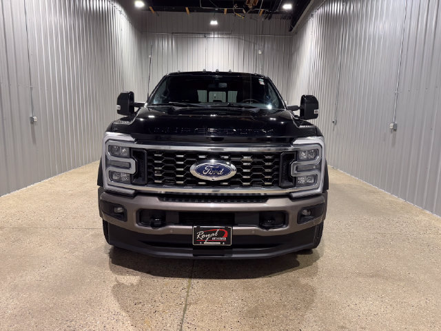 Used 2023 Ford F450 King Ranch w/ FX4 Off-Road Package AWD/4WD image 3