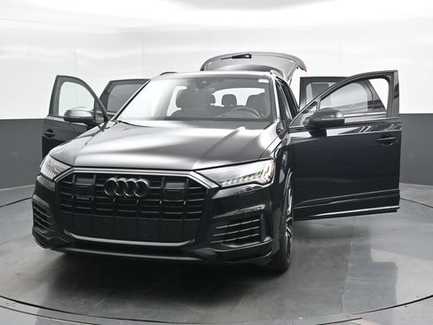 Used 2021 Audi Q7 3.0T Prestige w/ Prestige Package AWD/4WD image 49