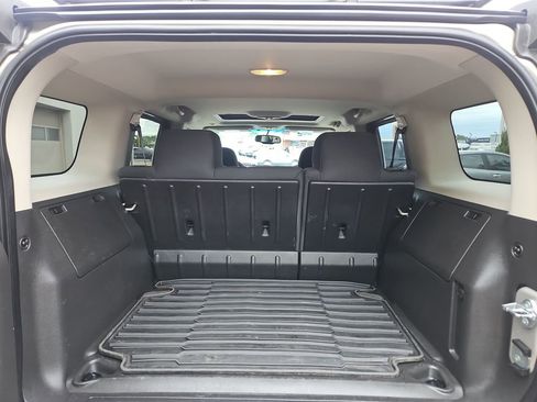 Used 2009 HUMMER H3 AWD/4WD image 22