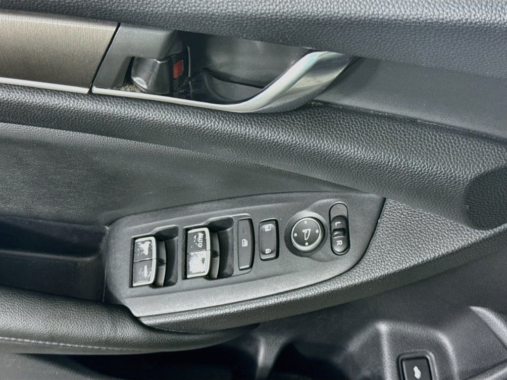 Used 2020 Honda Accord LX image 21