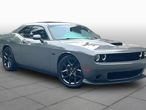 Used 2023 Dodge Challenger R/T w/ Blacktop Package RWD image 3