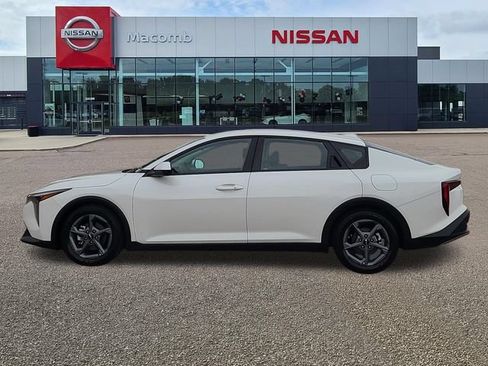 Used 2025 Kia K4 FWD image 4