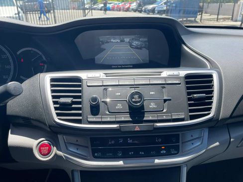 Used 2013 Honda Accord EX image 33