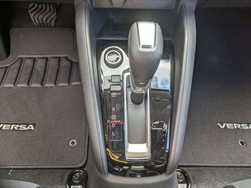 New 2025 Nissan Versa SR w/ Trunk Package image 37