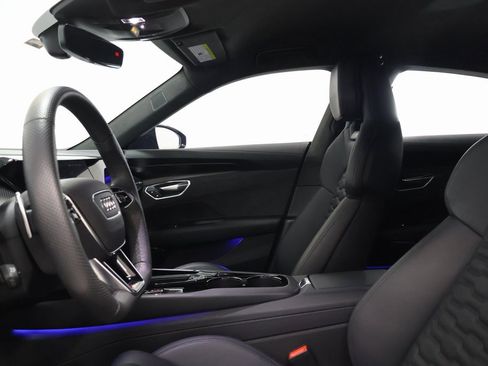 Used 2024 Audi RS e-tron GT w/ Carbon Performance Package image 13