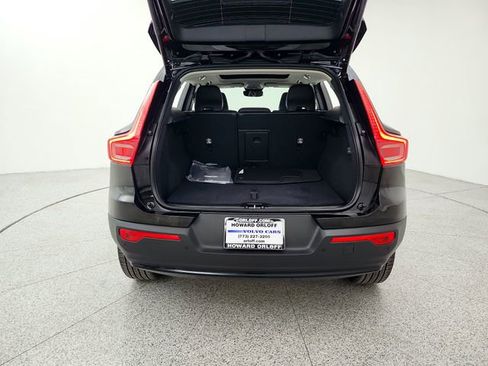 Used 2026 Volvo XC40 B5 Ultra image 19