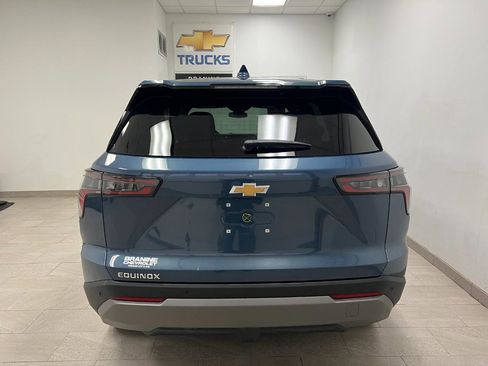 Used 2025 Chevrolet Equinox LT image 18
