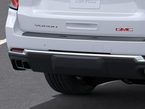 New 2026 GMC Yukon XL Denali w/ Denali Reserve Package AWD/4WD image 14