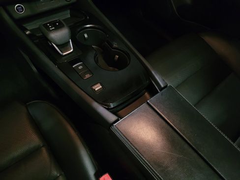 Used 2021 Nissan Rogue SV w/ Premium Package image 26