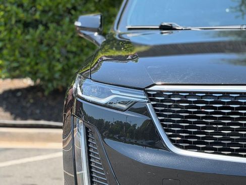 Used 2024 Cadillac XT6 Premium Luxury w/ Technology Package AWD/4WD image 4