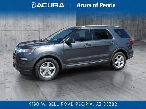 Used 2019 Ford Explorer XLT image 1