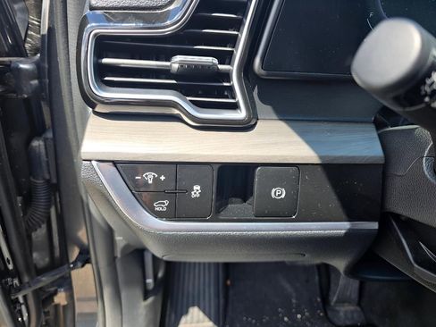 Used 2023 Kia Sportage X-Line w/ X-Line Premium Package AWD/4WD image 18