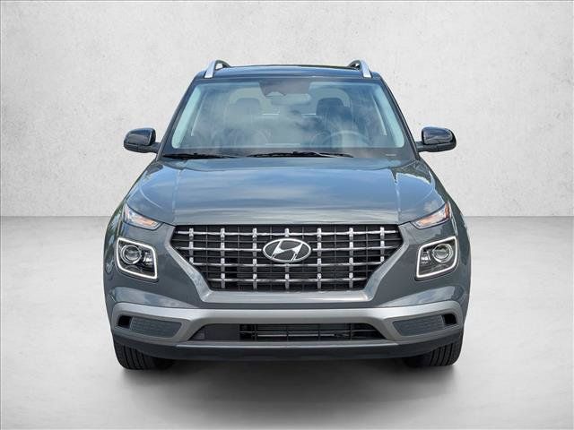 Certified 2025 Hyundai Venue Limited FWD image 6